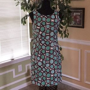 Super Cute DRESSBARN Size 6 Dress. Back Zipper. Like New. Washes up beautifully.